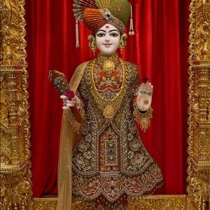 Meet your Posher, Patel